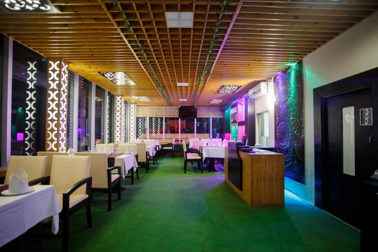 Hotel Blue Bird Дакка Екстер'єр фото