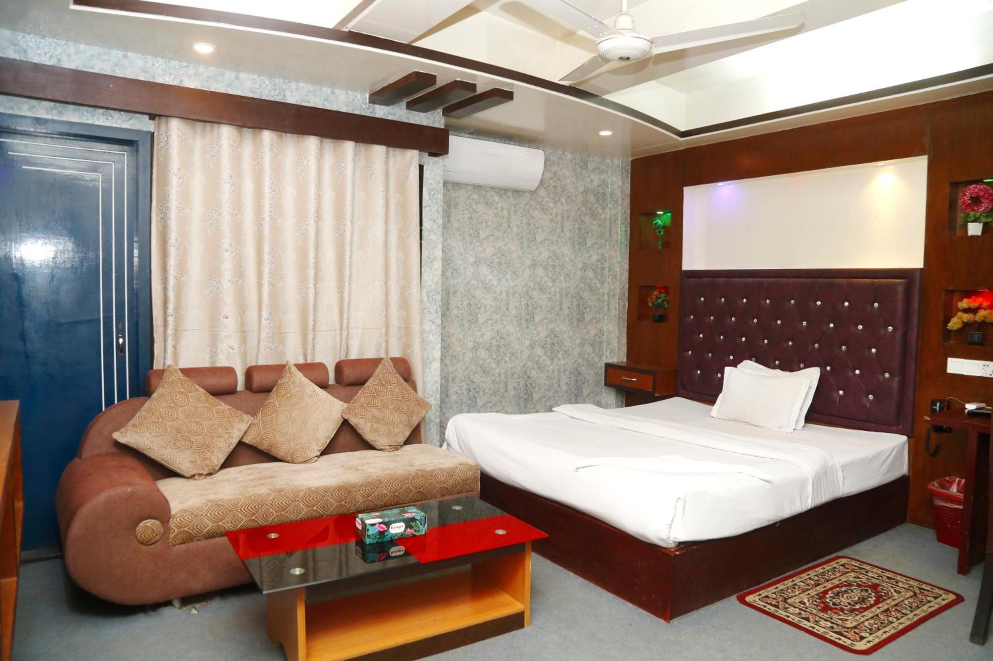 Hotel Blue Bird Дакка Екстер'єр фото